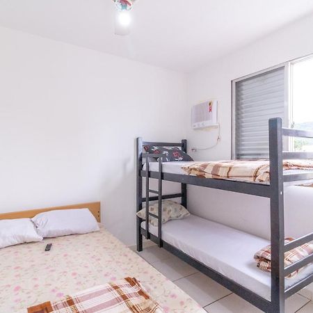 Le Monde Hostel Гуаружа Экстерьер фото