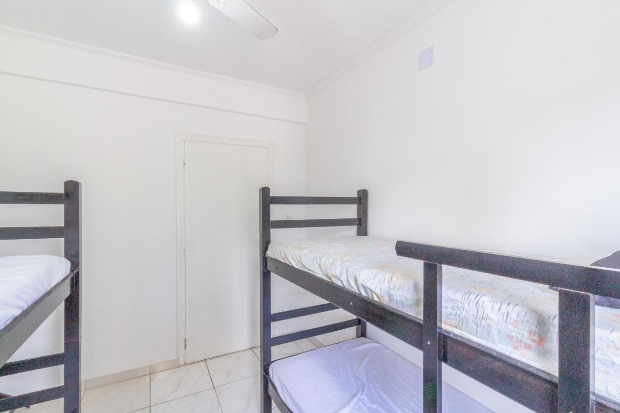 Le Monde Hostel Гуаружа Экстерьер фото